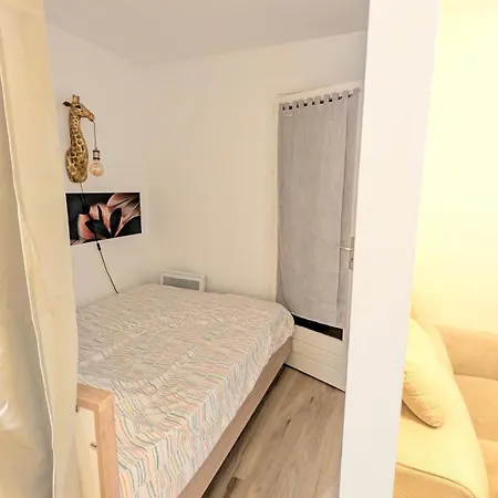 Le Cosi Apartment
