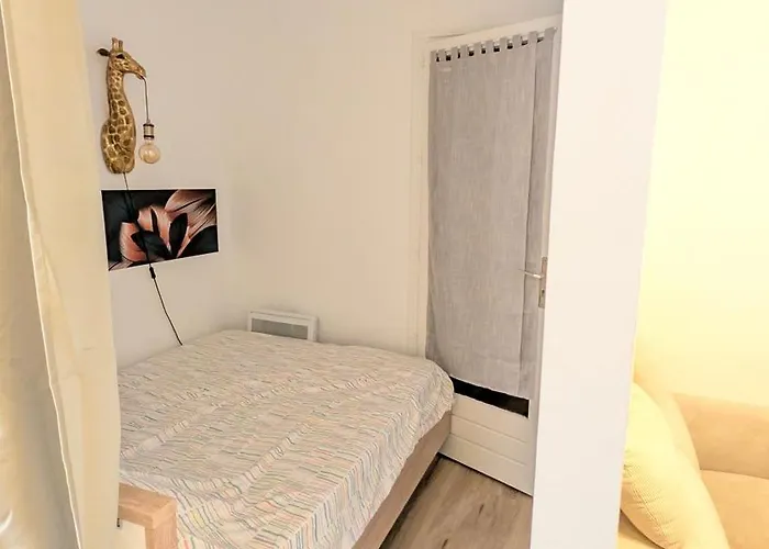 Le Cosi Apartment
